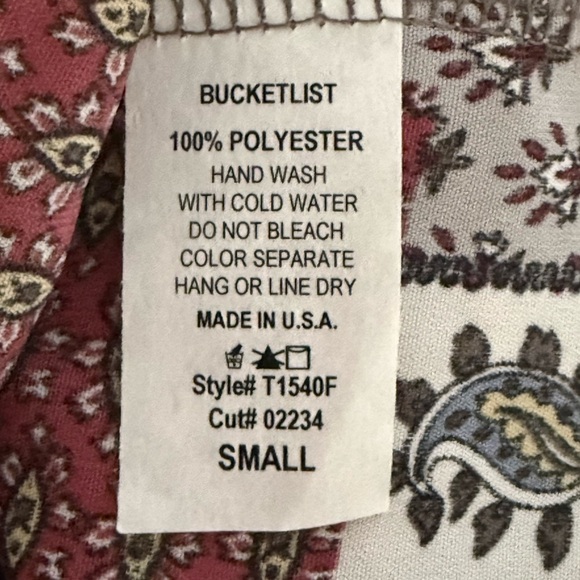 Bucketlist Boho Bandana Print Top Red Gray Brown Shirt Small - Picture 16 of 16